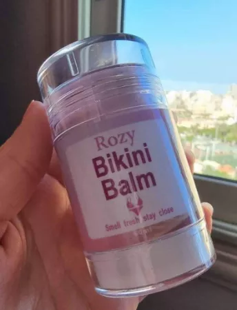 Rozy Bikini Balm: Long-Lasting Hydration for a Confident Beach Glow