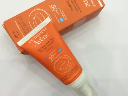 Avene Very High Protection Emulsion SPF 50: Invisible Sun Protection for Sensitive Skin