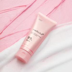 Revitalize Your Skin with Medicube PDRN Pink Niacinamide Whip Cleanser (120g) – Unlock Radiance and Hydration!